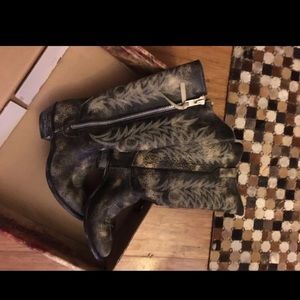 Old gringo boots